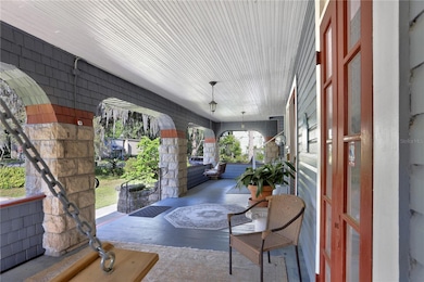 417 NE 4th Ave, Gainesville, FL 32601 - photo 2