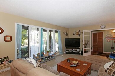 1009 Wood St, Statesville, NC 28677 - photo 6