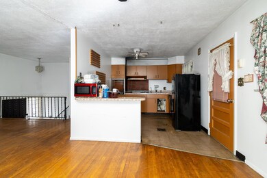 5548 Roche Dr, Columbus, OH 43229 - photo 6