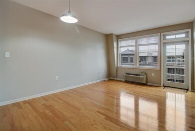 4 Constellation Place unit 402, Jersey City, NJ 07305 - photo 3