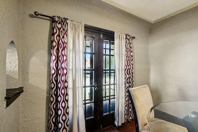 16-web-or-mls-N 40th St-S2810-016