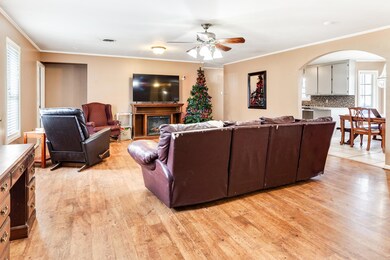 1107 W 14th St, Stuttgart, AR 72160 - photo 5