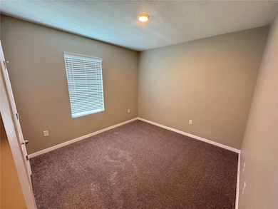 2323 Silver View Dr, Lakeland, FL 33811 - photo 7