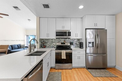 1830 SW 118th Ave, Miramar, FL 33025 - photo 5