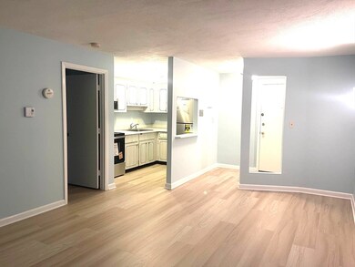 915 Edgell Rd unit 83, Framingham, MA 01701 - photo 2