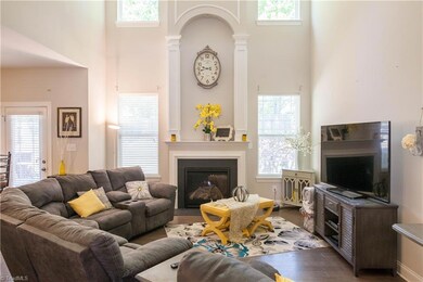 2424 Bearded Iris Ln, High Point, NC 27265 - photo 6