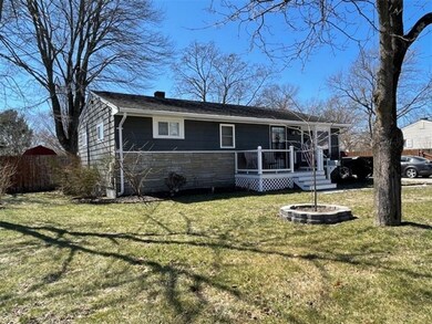 224 Strawberry Field Rd, Warwick, RI 02886 - photo 2