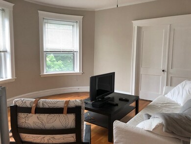 185 Winthrop Rd unit 3, Brookline, MA 02445 - photo 6