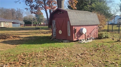 402 Keeler Dr, Marietta, OH 45750 - photo 7