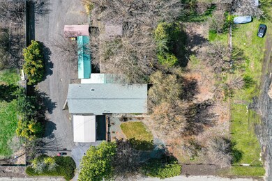 5157 Peace Ln, Central Point, OR 97502 - photo 2