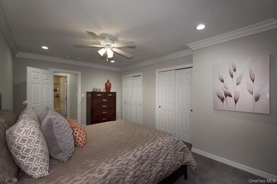 1 Villa D'Est Dr unit A-09, Coram, NY 11727 - photo 7