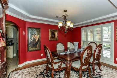 Host the finest dinner parties in the romantic din