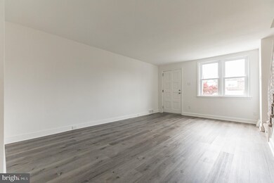 1043 Tremont Dr, Glenolden, PA 19036 - photo 4