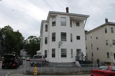 13 Hancock St, Worcester, MA 01610 - photo 2