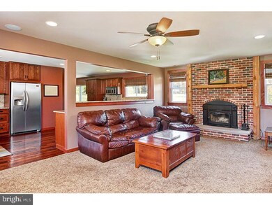 43 Independence Ct, Swedesboro, NJ 08085 - photo 4