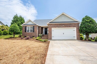 107 Windrow Ln, Statesville, NC 28625 - photo 3