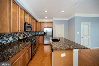 7848 Cedar Branch Dr, Gainesville, VA 20155 - photo 6