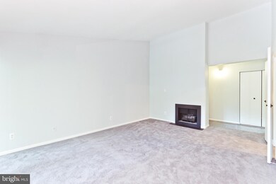11819 Breton Ct unit 21D, Reston, VA 20191 - photo 6