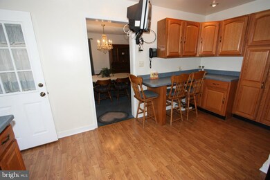 1310 Glenmont Rd, Baltimore, MD 21239 - photo 7