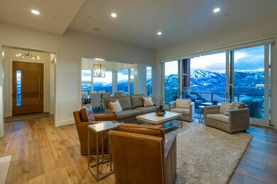 b1 LIVINGROOM1