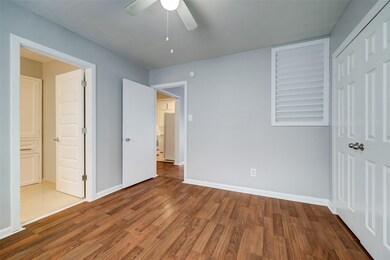 2202 Park St unit 10, Houston, TX 77019 - photo 5