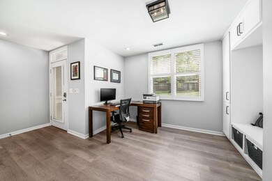 007_L 1405 Upper Green Cir012
