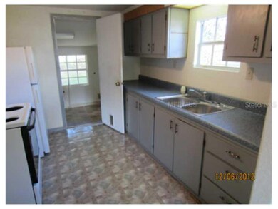 605 S 67th St, Tampa, FL 33619 - photo 5