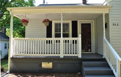 902 E Broad St, Statesville, NC 28677 - photo 3