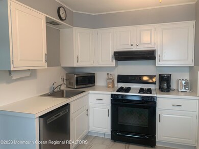 312 Salem Ave, Spring Lake, NJ 07762 - photo 4