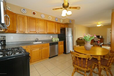 015_Kitchen