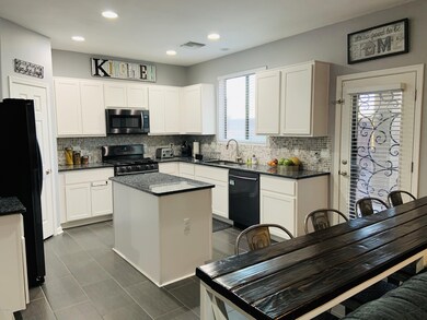 1DAC63EA-7BA9-4342-8C22-A32F821EA203