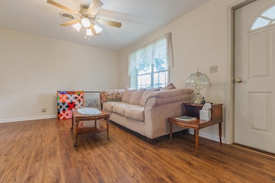 274 Cartwright Loop HD 37393 -25