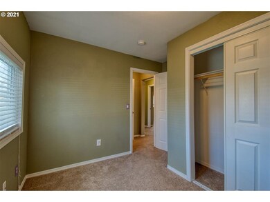 2145 NE Cleveland Ave, Gresham, OR 97030 - photo 6