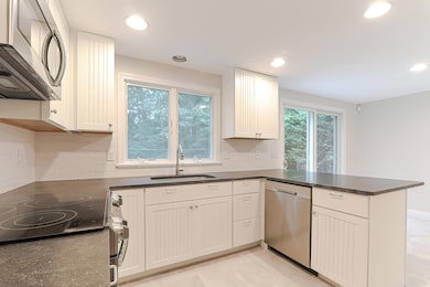 11 Tara Ln, North Falmouth, MA 02556 - photo 3