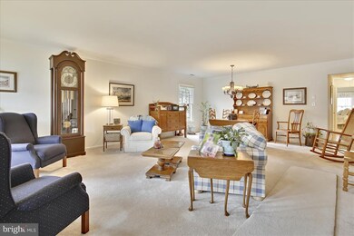 910 Yardarm Ln, Annapolis, MD 21401 - photo 4