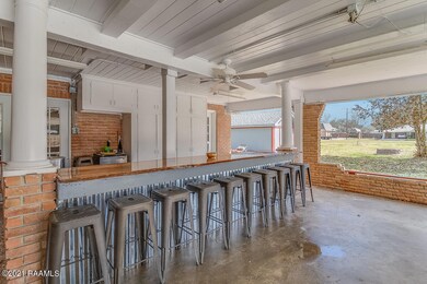 1603 Elm St-3