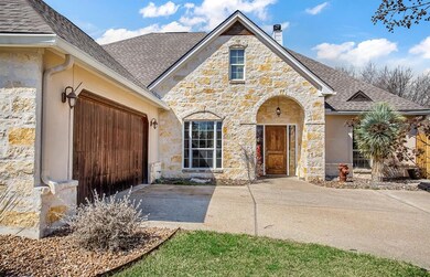 614 Persimmon Ct, Fredericksburg, TX 78624 - photo 2