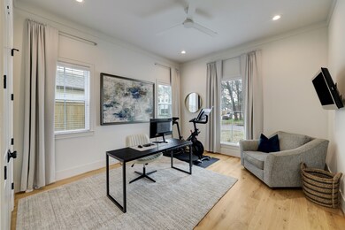 1602 Hewitt Dr, Houston, TX 77018 - photo 5