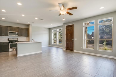 6814 E Riverside Dr unit 61, Austin, TX 78741 - photo 3