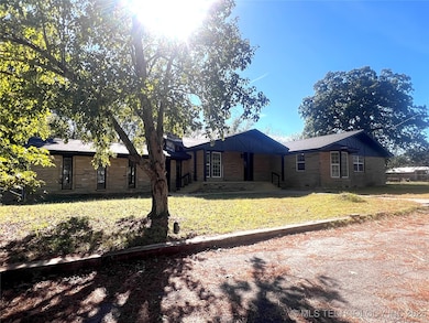 563 W Chambers Rd, McAlester, OK 74501 - photo 3