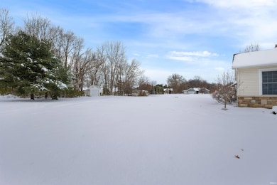 19727 Bluestem Ln, Goshen, IN 46528 - photo 3
