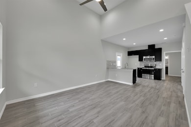 Another view of the living/breakfast area.