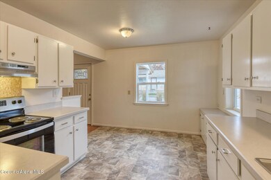 706 W Davidson Ave, Coeur D Alene, ID 83814 - photo 6