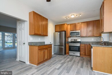 7213 Parsons Ct, Alexandria, VA 22306 - photo 7