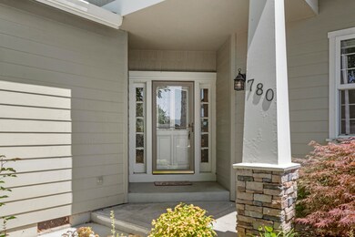 780 Ridgeway Ave, Central Point, OR 97502 - photo 3