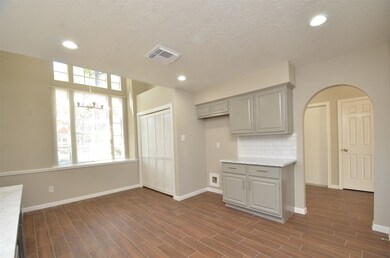 8410 Plum Lake Dr, Houston, TX 77095 - photo 7