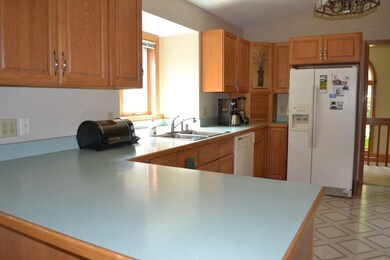 W1289 Mortensen Rd, Brooklyn, WI 53521 - photo 2