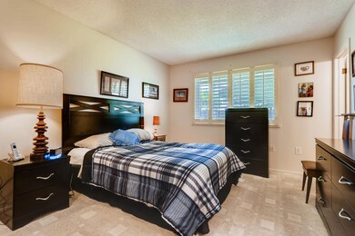 13639 N 10-007-1-Master Bed-MLS_Size