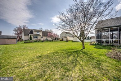 232 Hawthorn St, New Holland, PA 17557 - photo 6