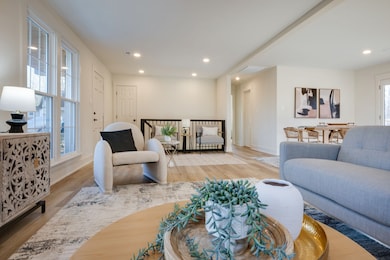 994 Jordan Cir, White Bluff, TN 37187 - photo 7